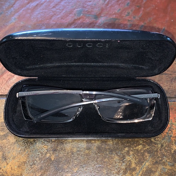 Gucci unisex Glasses - Picture 2 of 5